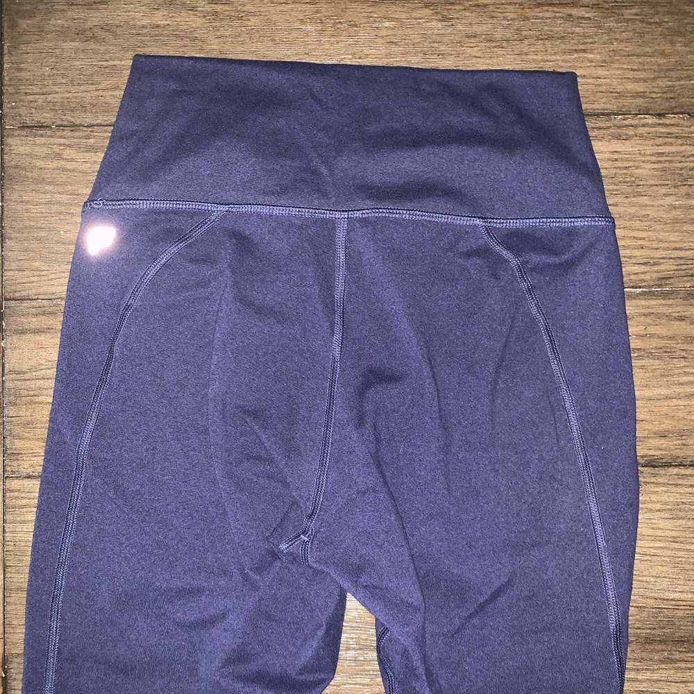SOLD OUT High-Waisted Heathered 7/8 - Picture 5 of 6